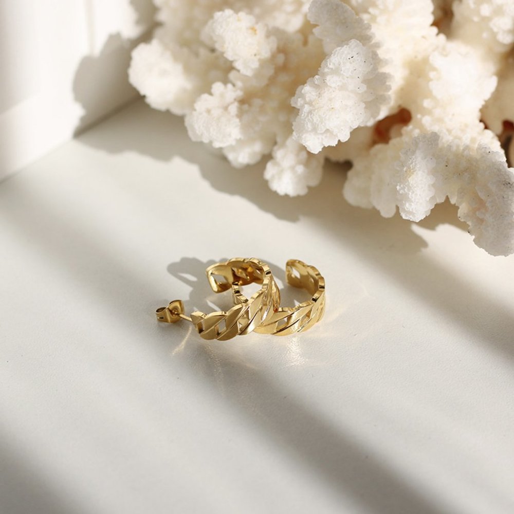 NEW 18K Gold Plated Braided Round Hoop Earrings 0 - Picture 10 of 10